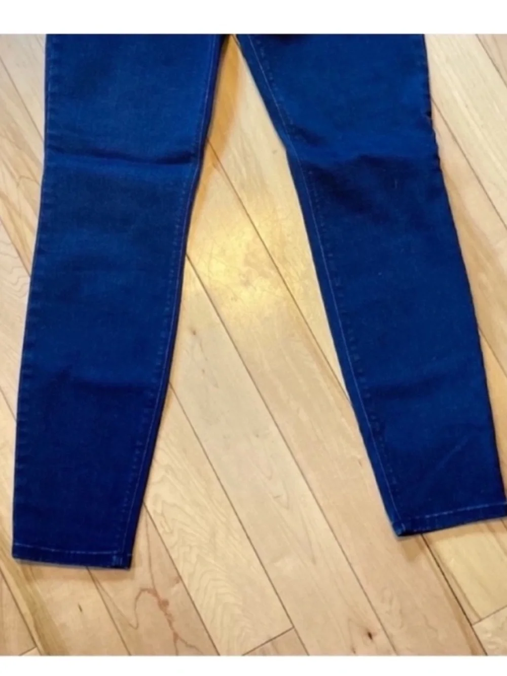 NWT Pistola Aline high rise skinny stretch jeans color is Moon River. Size 28